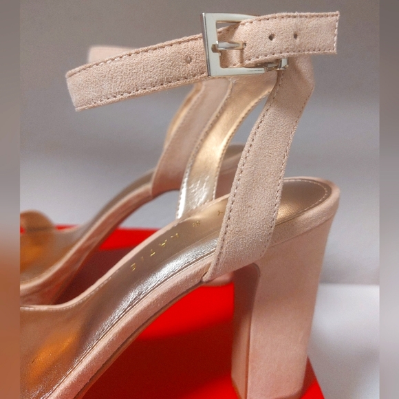 Kelly & Katie mircosuede block heel sandals - Picture 3 of 5